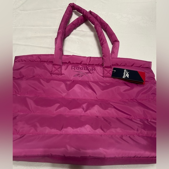 Reebok Handbags - Reebok athletic quilted bag with zipper pink NWT